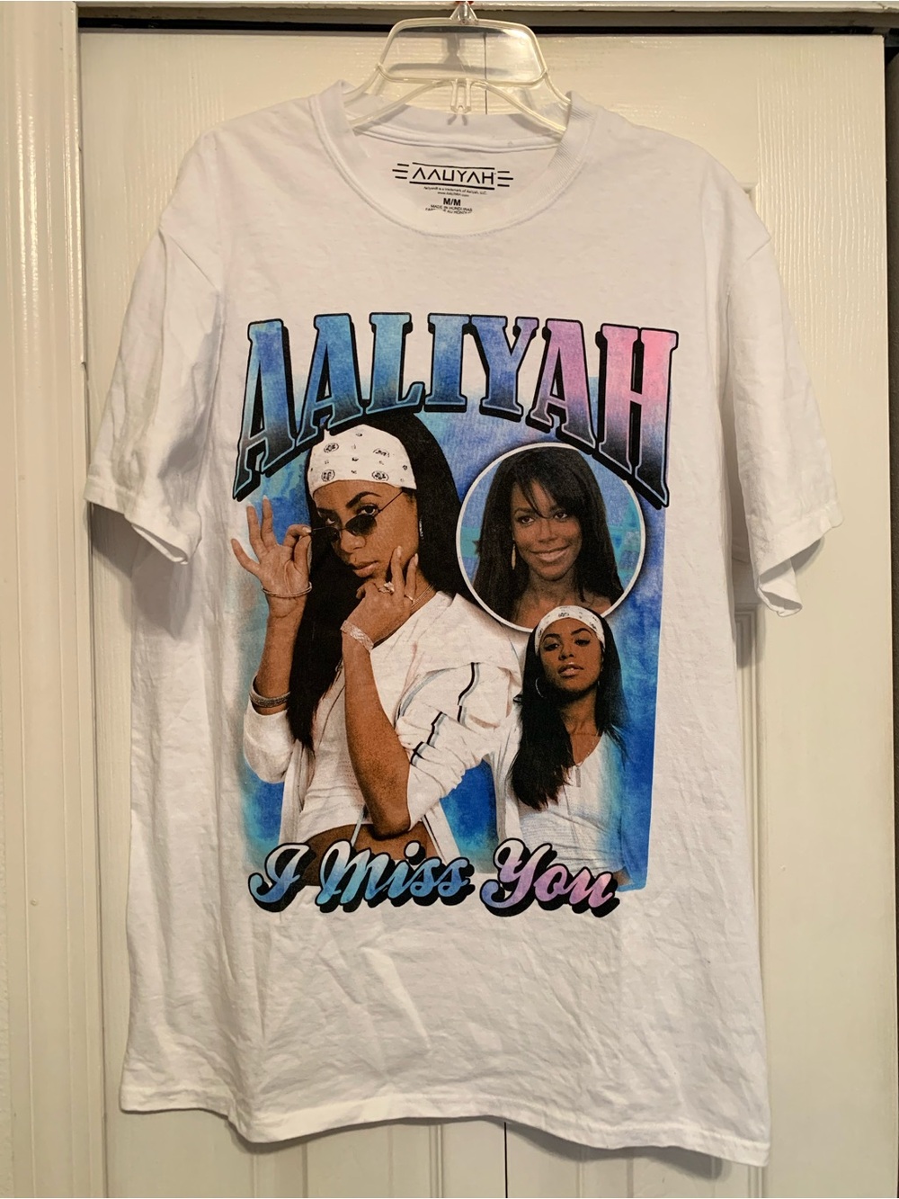 Aaliyah Graphic T-shirt Size medium